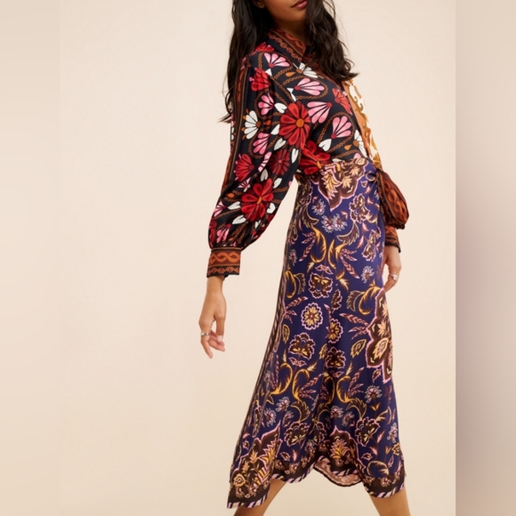 FARM RIO | $385 Miranda Chemise Midi Dress - Picture 7 of 10